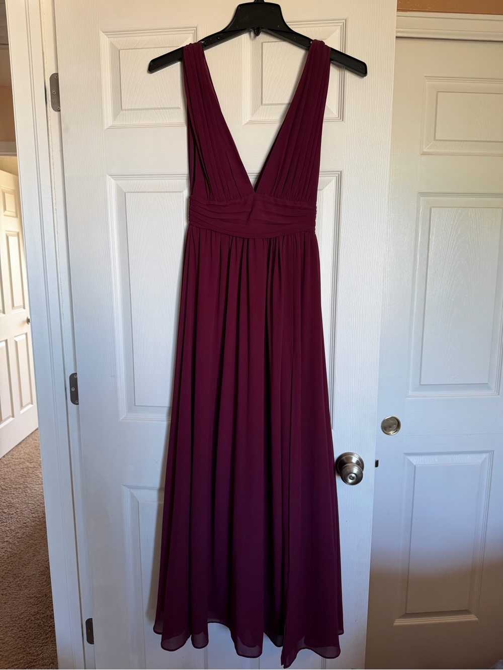 Lulu's Sleeveless Deep V Maxi Dress in Burgundy
